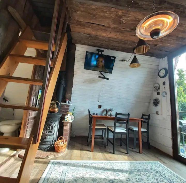 Tiny House In The City Prag Exterior foto