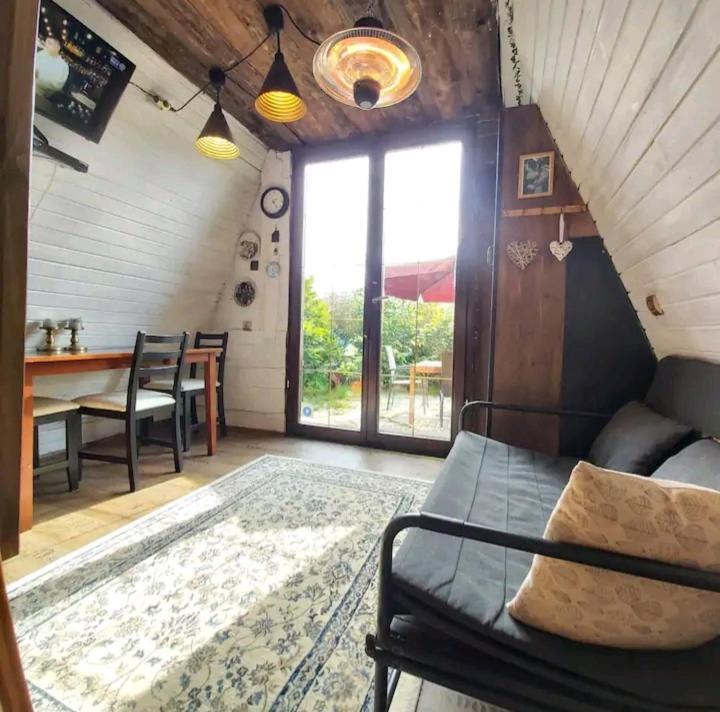 Tiny House In The City Prag Exterior foto