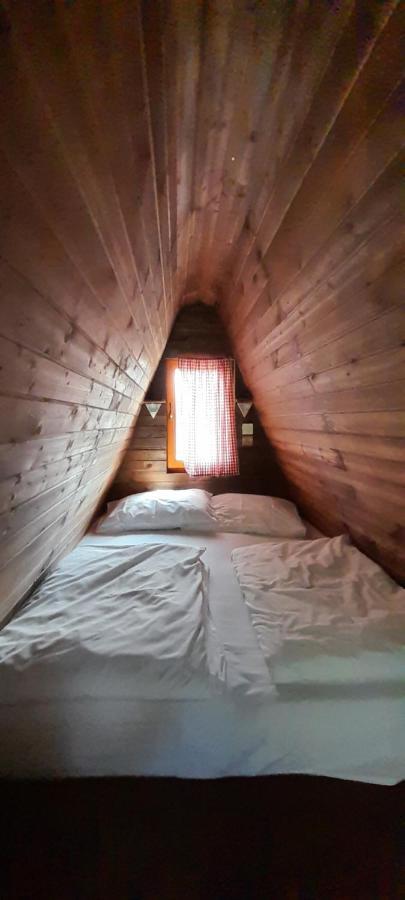 Tiny House In The City Prag Exterior foto
